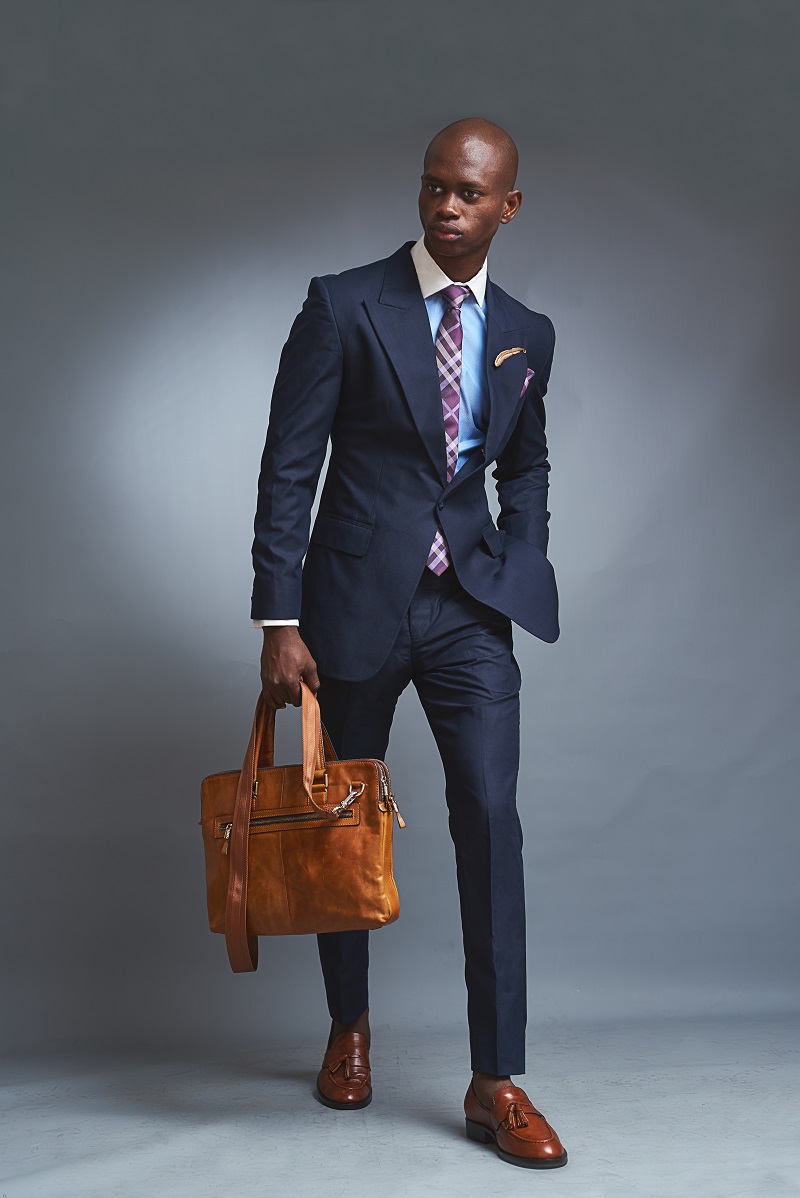 Midnight Blue Wool Peak Lapel Single-breasted Suit