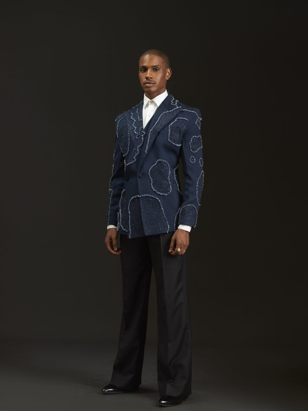 Ocean Waves Peak Lapel Tuxedo 