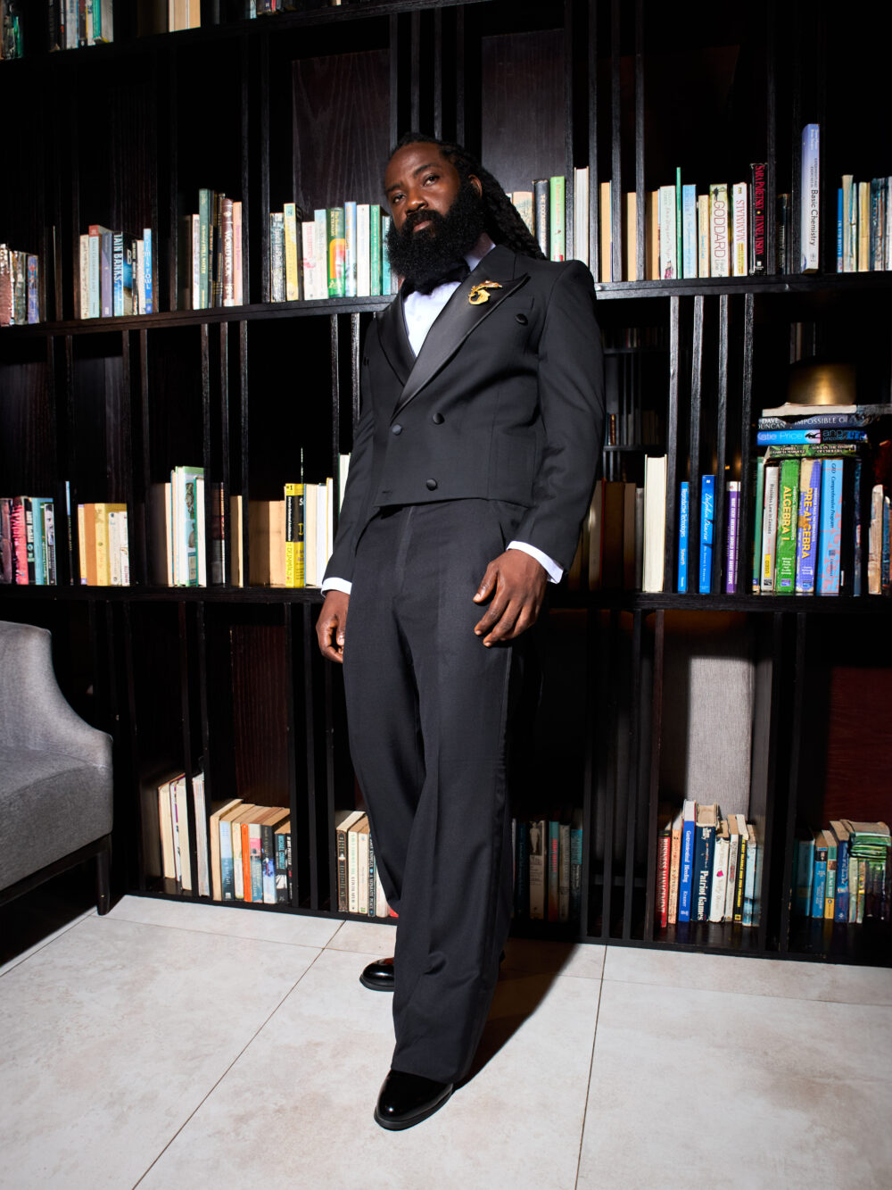 Ovi Peak Lapel Longtail Tuxedo